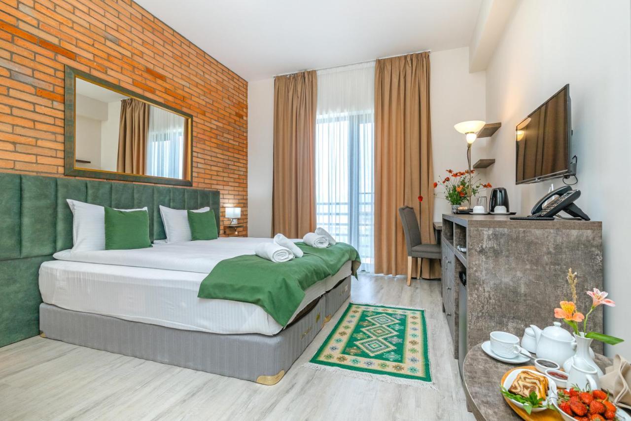 Chateau Mosmieri Hotel & Winery تأيلافي المظهر الخارجي الصورة